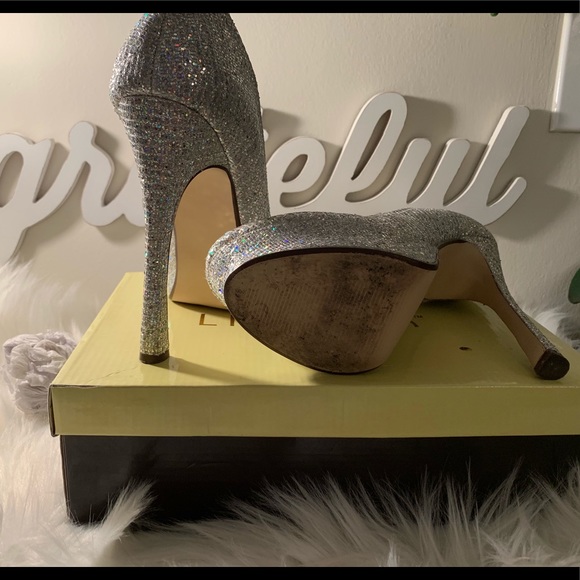 Shoes - Picture 3 of 5